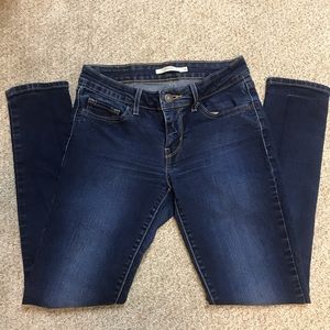 Levi’s 711 skinny